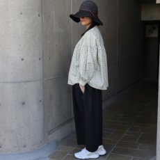 画像8: 【ista-ire】小花柄　ギャザーフレアブラウス (8)