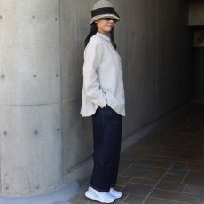 画像7: 【08Mab】14番手リネンアシンメトリー切り替えシャツ襟ブラウス (7)