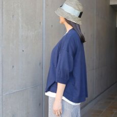 画像7: 【NARU FACTORY】綿レーヨンシルク タックカーディガン (7)