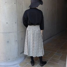 画像12: 【Crescendo Yonezawa】米沢織ジャカードスカートドット柄 (12)