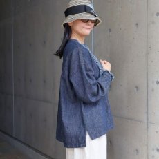 画像4: 【ista-ire】綿麻(コットンリネン)甘撚りデニムフリンジシャツ (4)