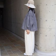 画像9: 【ista-ire】小花柄　ギャザーフレアブラウス (9)