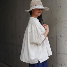 画像16: 【ista-ire】4.5oz綿麻甘撚りデニム　ちび衿ワイドシャツ (16)