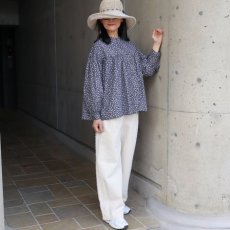 画像8: 【ista-ire】小花柄　ギャザーフレアブラウス (8)