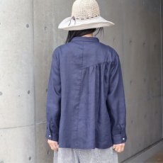 画像3: 【08Mab】14番手リネンアシンメトリー切り替えシャツ襟ブラウス (3)