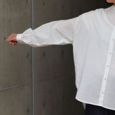 画像5: 【ista-ire】コットンローンピンタックシャツ (5)