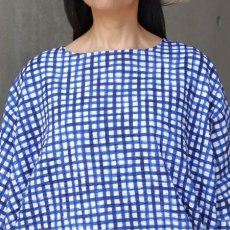画像39: 【NARU FACTORY】60ローンリップルチェック＆ストライプ ゆったりブラウス (39)