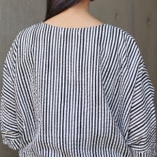 画像18: 【NARU FACTORY】60ローンリップルチェック＆ストライプ ゆったりブラウス (18)