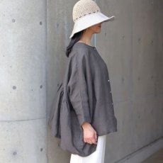 画像13: 【08Mab】リネンシャンブレー2wayギャザーブラウス (13)