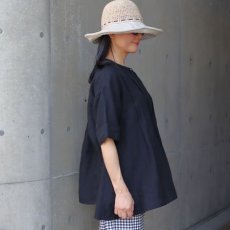 画像2: 【08Mab】14番手リネンタックバンドブラウス (2)