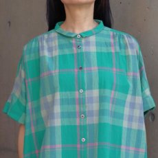 画像18: 20%OFF SALE【ista-ire】マドラスチェックちび衿ワイドシャツ (18)