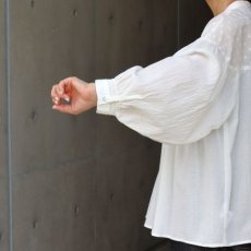 画像20: 20%OFF SALE【ista-ire】しわコットンローン×ドビードット異素材切替ギャザーブラウス (20)