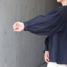 画像8: 20%OFF SALE【ista-ire】しわコットンローン×ドビードット異素材切替ギャザーブラウス (8)