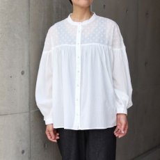 画像13: 20%OFF SALE【ista-ire】しわコットンローン×ドビードット異素材切替ギャザーブラウス (13)