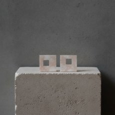 画像2: acrylic イヤリングパーツ（スクエア）ペーパーベージュ (2)