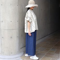 画像20: 【ista-ire】ボタニカルプリント　ちび衿ワイドシャツ (20)