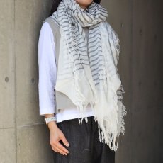 画像1: Crescendo Yonezawa シルク混ボーダーストール (1)