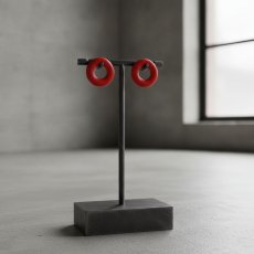 画像2: acrylic ゴムイヤリングレッド (2)