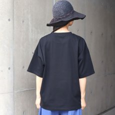 画像14: ista-ire コットン天竺×国産花柄　単色花柄スクエアTEE (14)