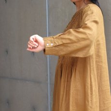 画像24: 30%OFF SALE 08Mab ピンタック多ボタンワンピース  (24)