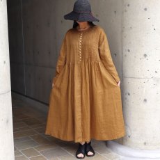 画像14: 30%OFF SALE 08Mab ピンタック多ボタンワンピース  (14)
