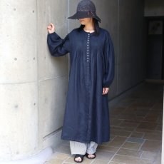 画像16: 20%OFF SALE 08Mab 多ボタン比翼ピンタックボリュームワンピース (16)