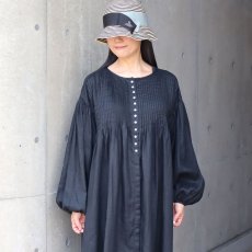 画像7: 20%OFF SALE 08Mab 多ボタン比翼ピンタックボリュームワンピース (7)