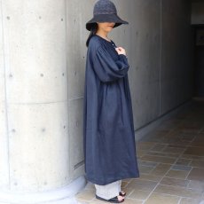 画像18: 20%OFF SALE 08Mab 多ボタン比翼ピンタックボリュームワンピース (18)