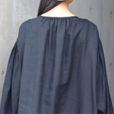画像13: 20%OFF SALE 08Mab 多ボタン比翼ピンタックボリュームワンピース (13)