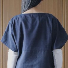 画像6: おぼろ月夜 紺シルクシンプルトップス (6)