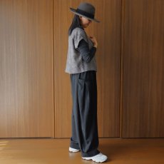 画像11: おぼろ月夜 黒シルク絞りボトルネックトップス (11)