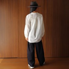 画像21: ista-ire コットンローンピンタックシャツ (21)