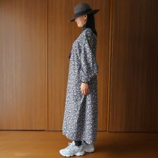 画像15: ista-ire フラワープリントキーネックワンピース (15)