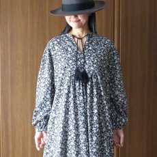 画像6: ista-ire フラワープリントキーネックワンピース (6)