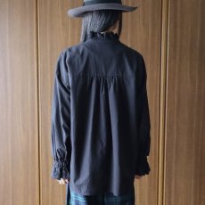 画像3: ista-ire 麻調コットンレースフリルカラーブラウス (3)