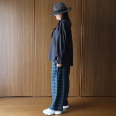 画像11: ista-ire 麻調コットンレースフリルカラーブラウス (11)