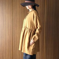 画像17: 【08Mab】リネンシャツ襟ギャザー切り替えチュニック (17)