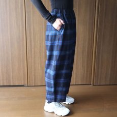 画像16: NARU FACTORY Nishiwakiフランネルチェック エッグパンツ (16)