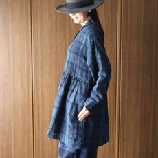 画像2: 【08Mab】リネンシャツ襟ギャザー切り替えチュニック (2)