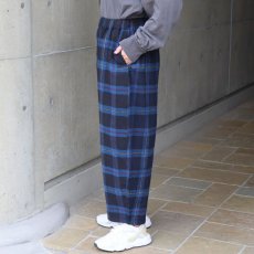 画像8: NARU FACTORY Nishiwakiフランネルチェック エッグパンツ (8)