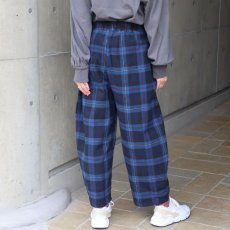 画像7: NARU FACTORY Nishiwakiフランネルチェック エッグパンツ (7)
