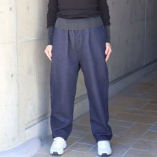 画像1: NARU FACTORY ムラデニム裏起毛コージーパンツ (1)