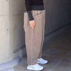 画像17: ista-ire 太畝コーデュロイルーフポケットパンツ (17)