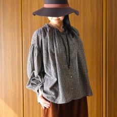 画像1: ista-ire 起毛ギンガムチェックギャザーブラウス (1)