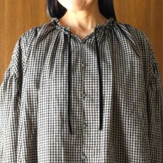 画像8: ista-ire 起毛ギンガムチェックギャザーブラウス (8)