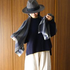 画像2: Crescendo Yonezawa カシミヤウール斜子ストール (2)