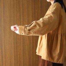 画像21: ista-ire 細畝コーデュロイ脇ギャザーブラウス (21)