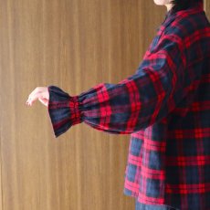 画像8: ista-ire 起毛チェックフリルカラーブラウス (8)