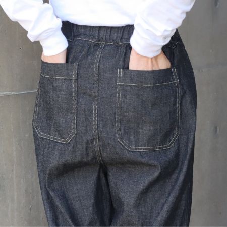 ころん、すっきり、とろん。春のパンツ物語